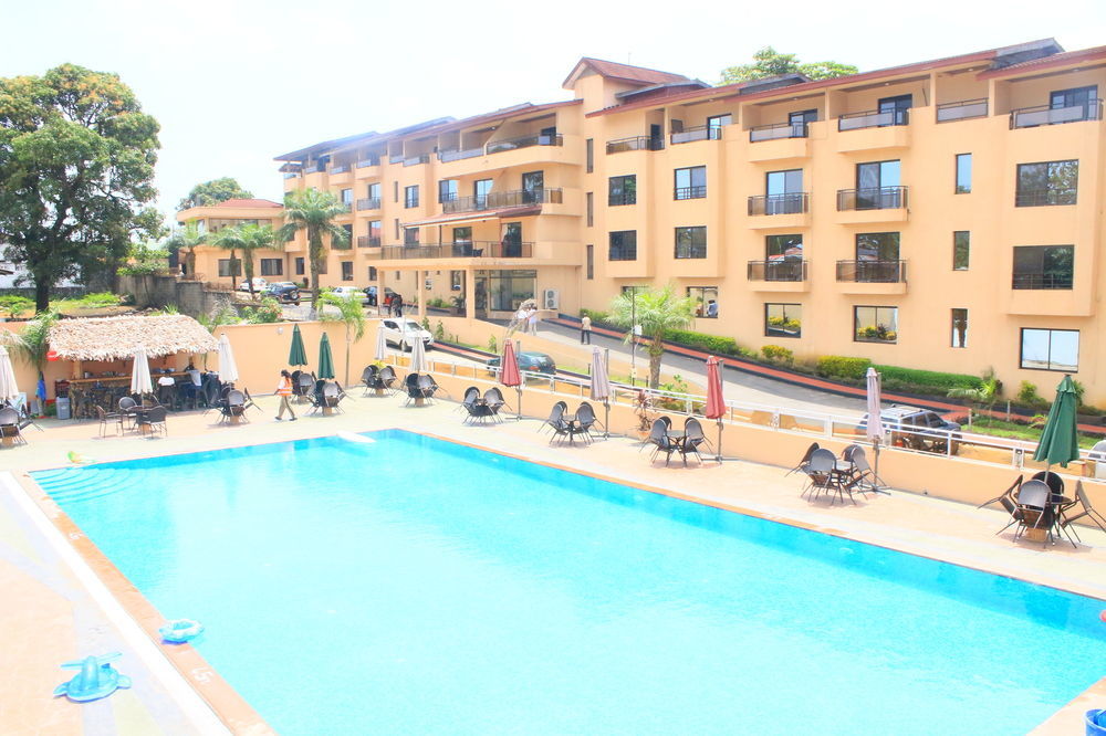 Palm Spring Resort Monrovia Extérieur photo